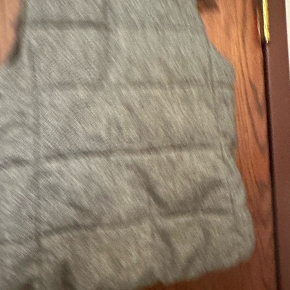 Womens vest size small - Picture 3 of 5